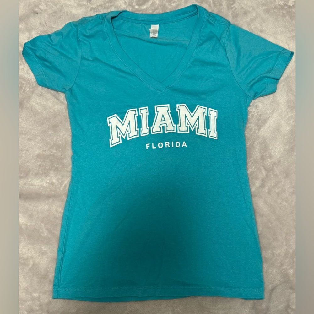 Miami Graphic Tee
